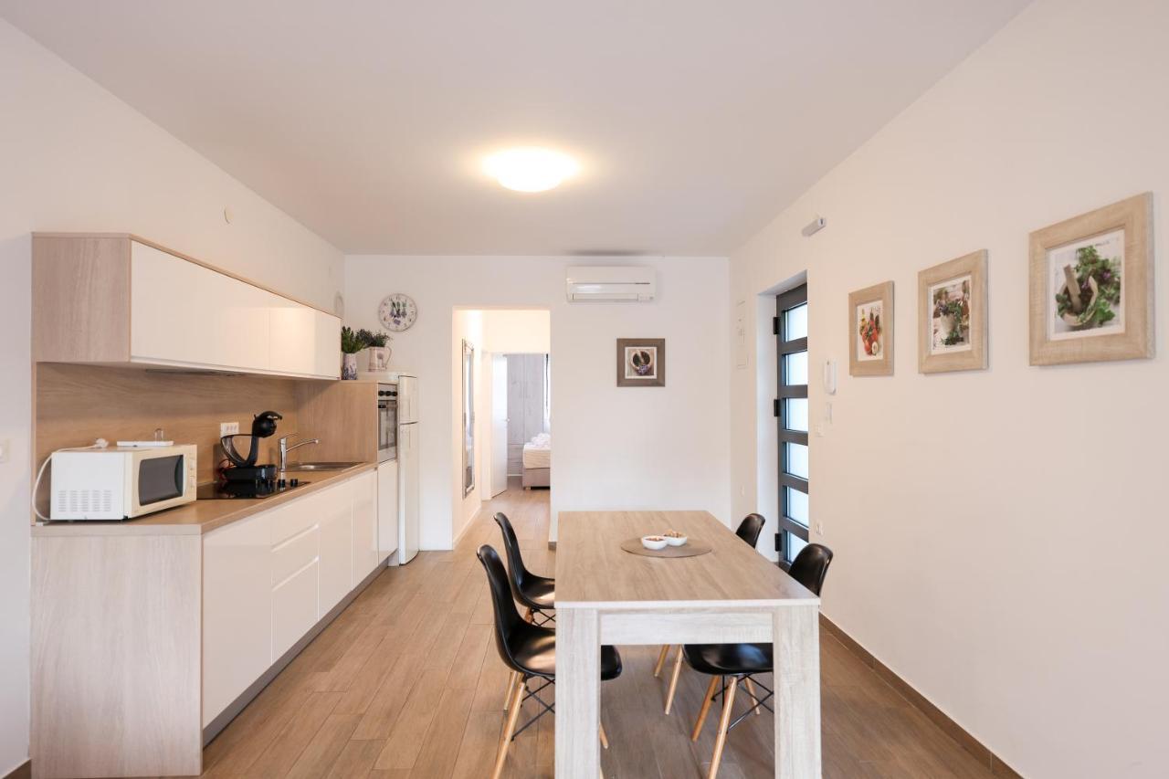 Apartments Mato Zadar Exterior photo